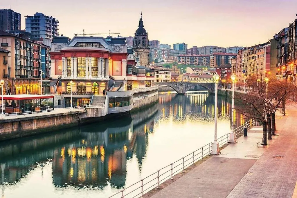 Cultura Y Gastronomia En El Casco Viejo Lägenhet Bilbao